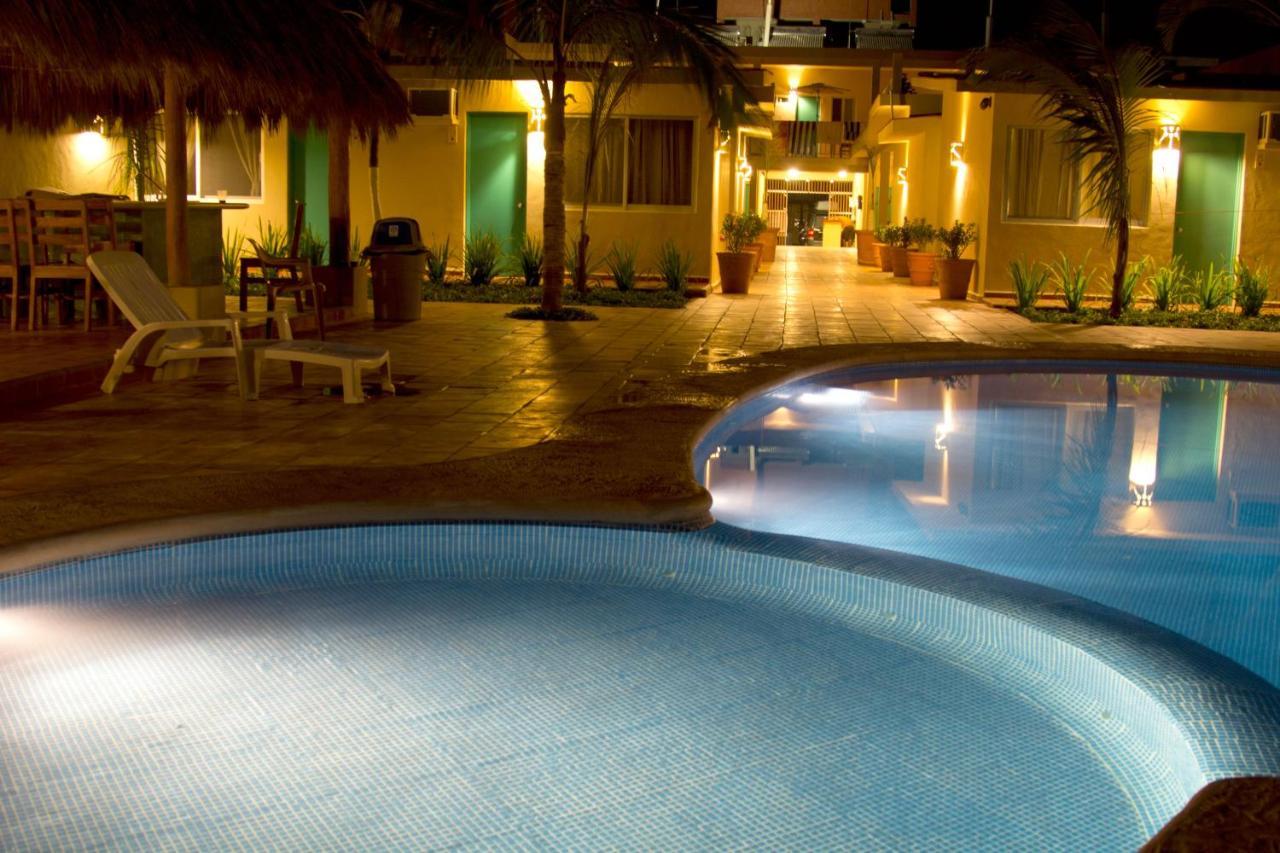 Bungalows Las Arenas San Patricio - Melaque Exterior foto